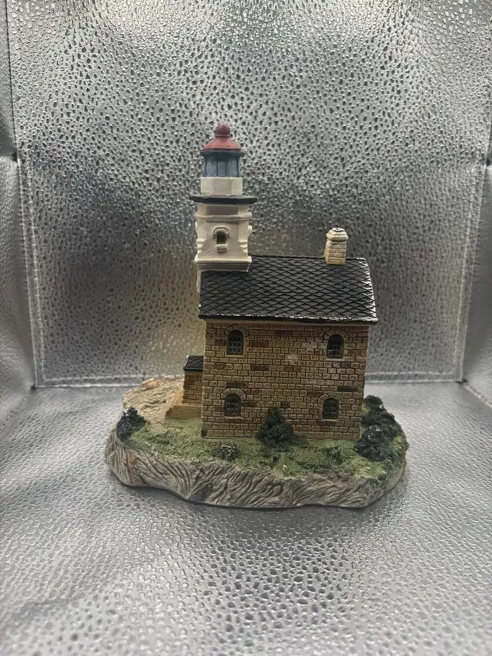 Harbour Lights Great Captain Island Connecticut Lighthouse Figurine #114